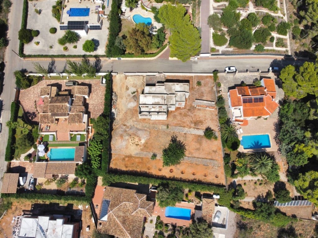 Eigendom met een groot perceel, met een te voltooien constructie, in een gewilde buurt van Jávea. - Foto 5