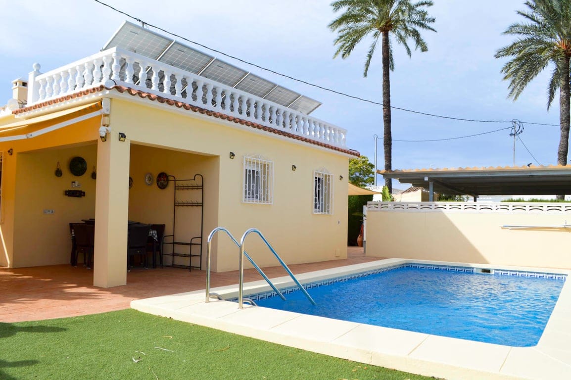 4 bedroom villa in Las Marinas, in the area of Las Brisas - Foto 13