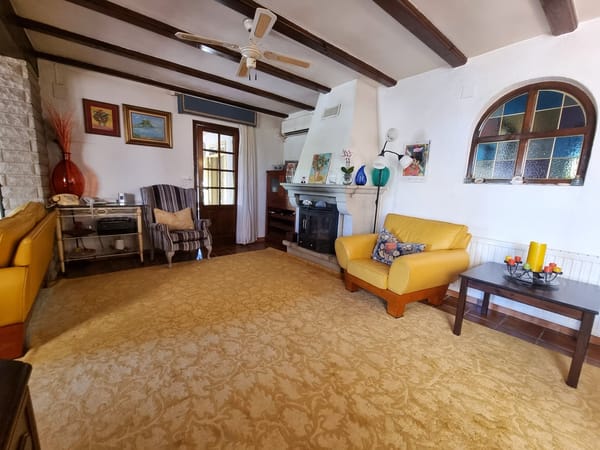 Charmante Villa mit Pool, Garage und zusätzlichem Baugrundstück in La Sella - Foto 7