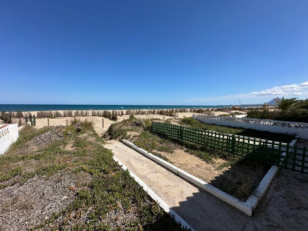 Chalet avec 2 logements en première ligne de plage à Denia - Foto 21