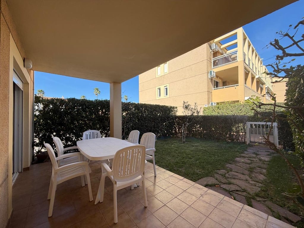 Ground floor with private garden for sale with 2 bedrooms in Playa de les Marines, Denia. - Foto 11