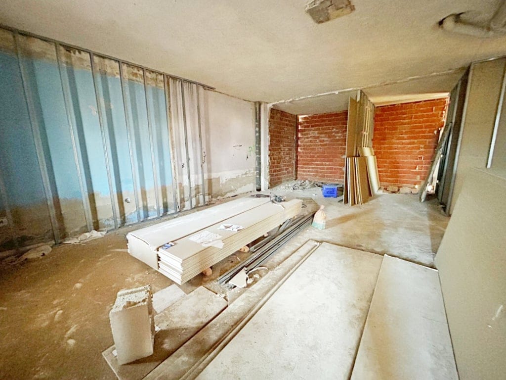 Unique Opportunity! Frontline Beach Villa, No Coast Law at Blay Beach (Dénia) - Exclusive Investment - Foto 3