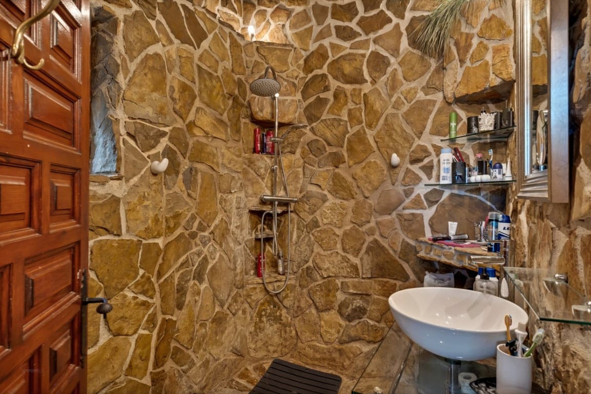 Villa met gastenappartement, volledig gerenoveerd en dicht bij het oude centrum van Jávea - Foto 21