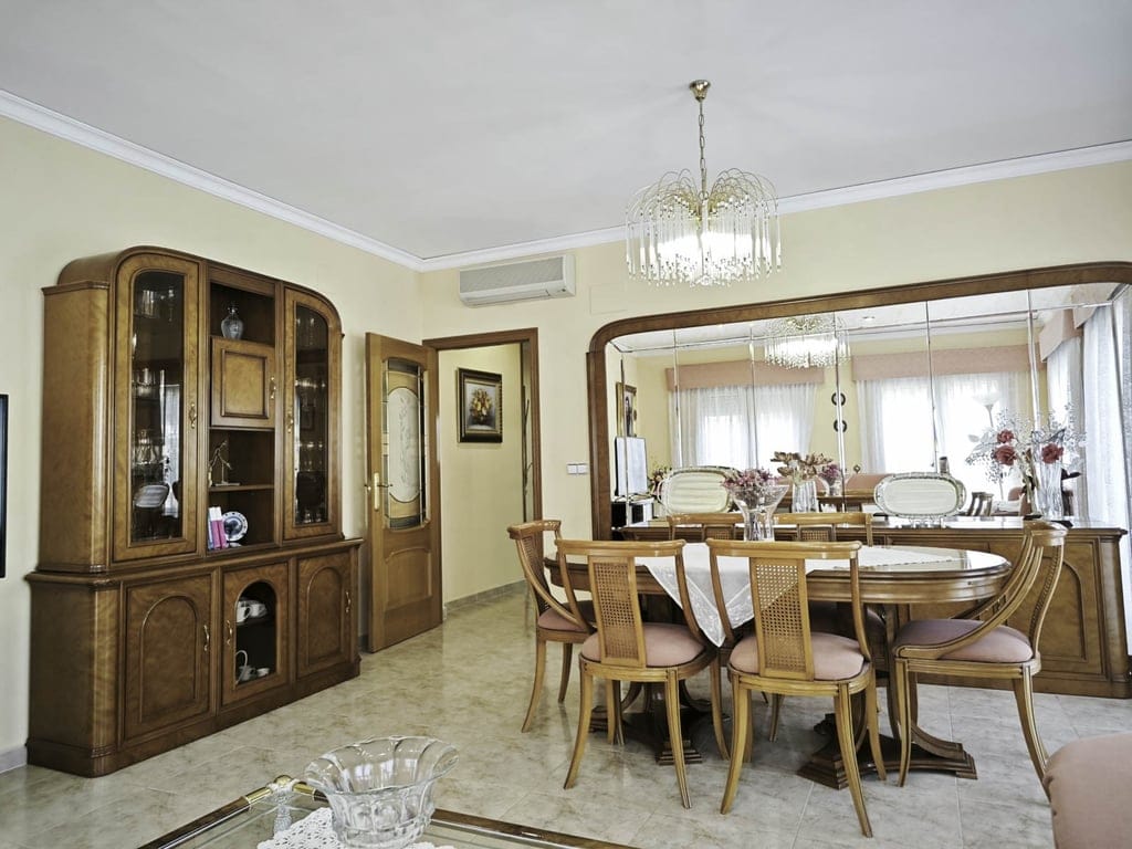 Villa of 270 m2 with pool for sale in Pedreguer, residential area a stone's throw from the center - Foto 35