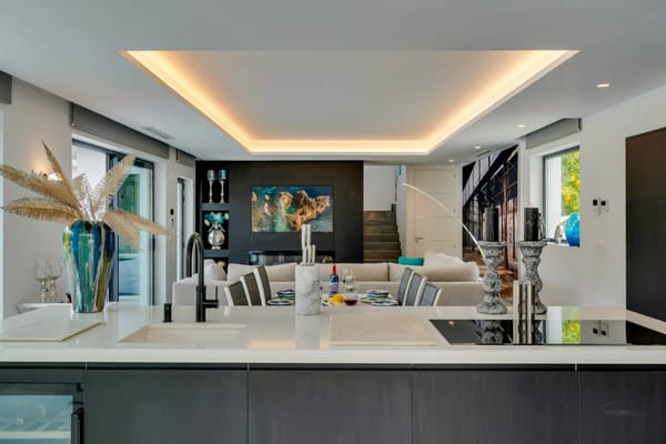 ¡Espectacular villa (2023) con privacidad y materiales de alta calidad! - Foto 20