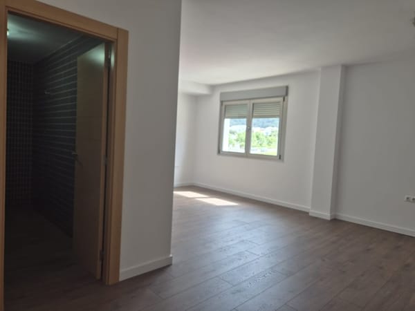 Piso de 2 habitaciones con garaje - Foto 8