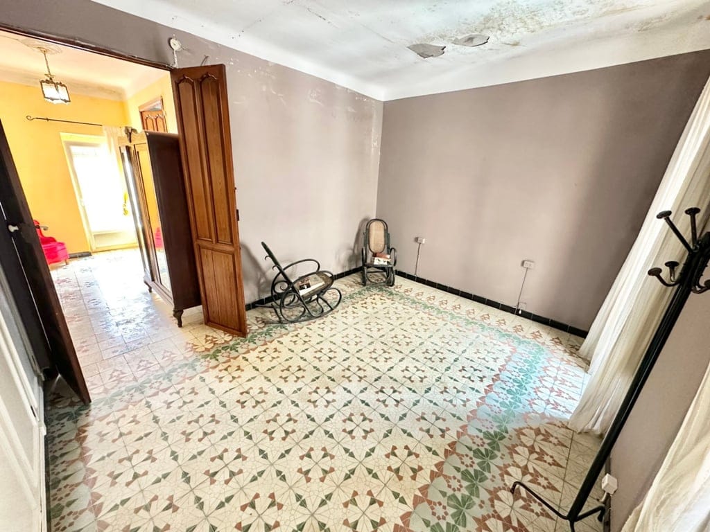 Charmantes Dorfhaus mit großem Innenhof im Zentrum von Pego. - Foto 33