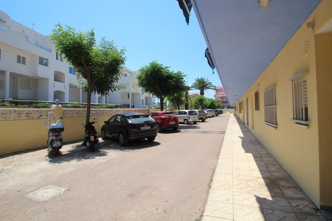 Apartment for sale in Denia, Front Line Beach with sea views, 2 bedrooms. - Foto 13