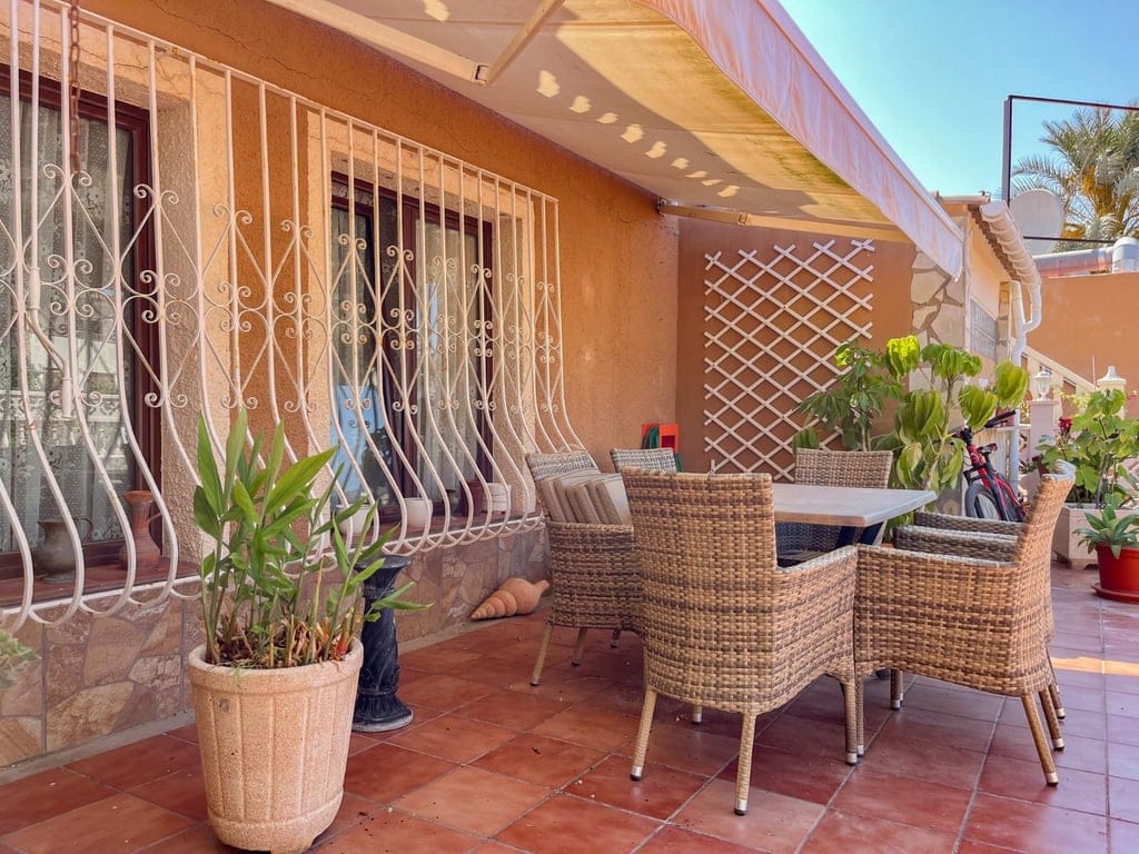 House for sale in Dénia with an active restaurant license in Las Marinas, 500 m from the sea. - Foto 46