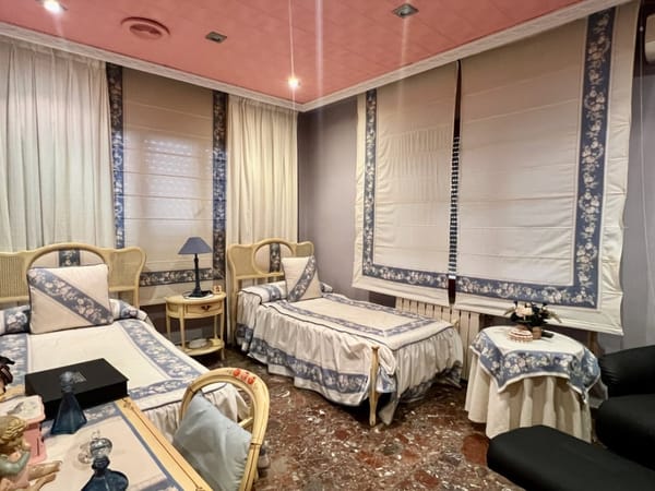 CHALET CON PISCINA, PARKING Y NAVE INDUSTRIAL EN VENTA - Foto 41