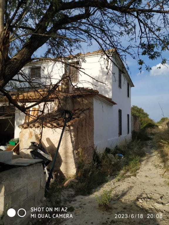 12,137 m2 plot with a habitable rustic house and beautiful views of the sea and the Peñón de Ifach - Benissa - Foto 26