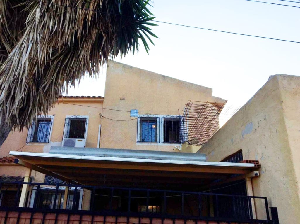 Investment opportunity: Villa to renovate near the sea in Costa Blanca - Foto 7