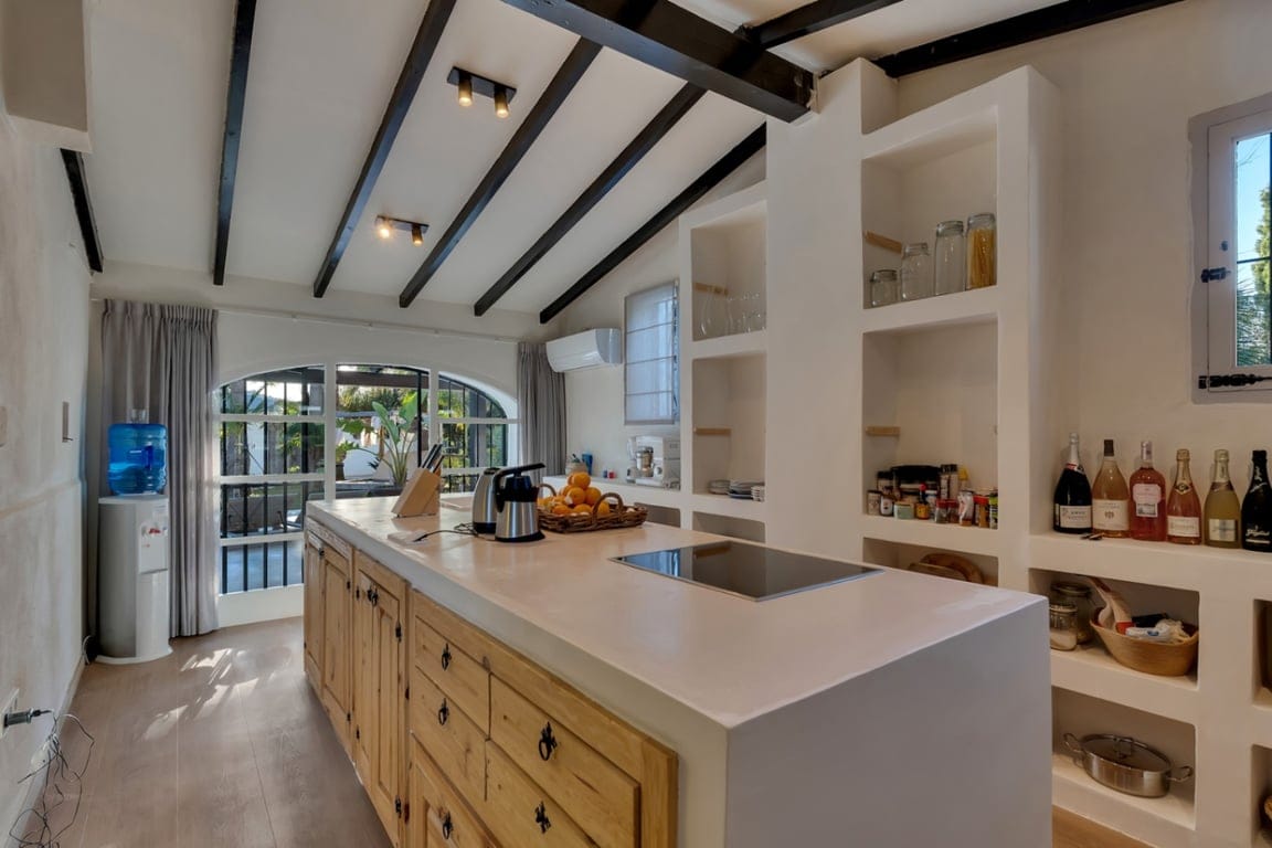 Exclusives, komplett renoviertes Anwesen mit großem Grundstück von 11.367 m2. - Foto 13