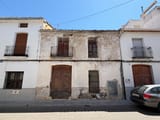 Terreno/Casa para construir a tu gusto en zona excelente de Pego