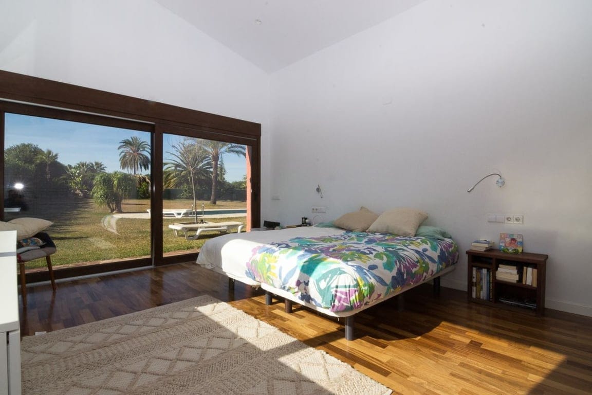 EINZELNE VILLA MIT POOL IN TORRECARRALS - Foto 19