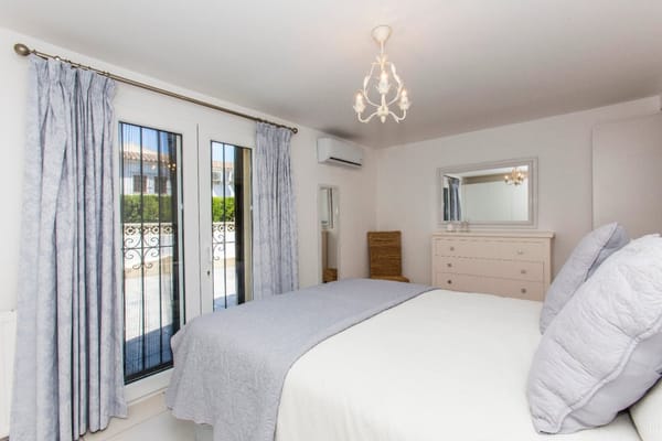 Villa parcialmente renovada en venta en Benissa Costa - Foto 31