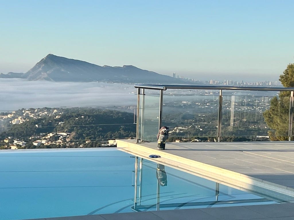 Ultra-luksusowa nowoczesna willa z 5 sypialniami w Altea Hills | Panoramiczny widok na morze i góry - Foto 18