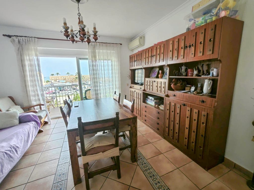 2-bedroom apartment with sea views for sale in the Las Brisas area. - Foto 24