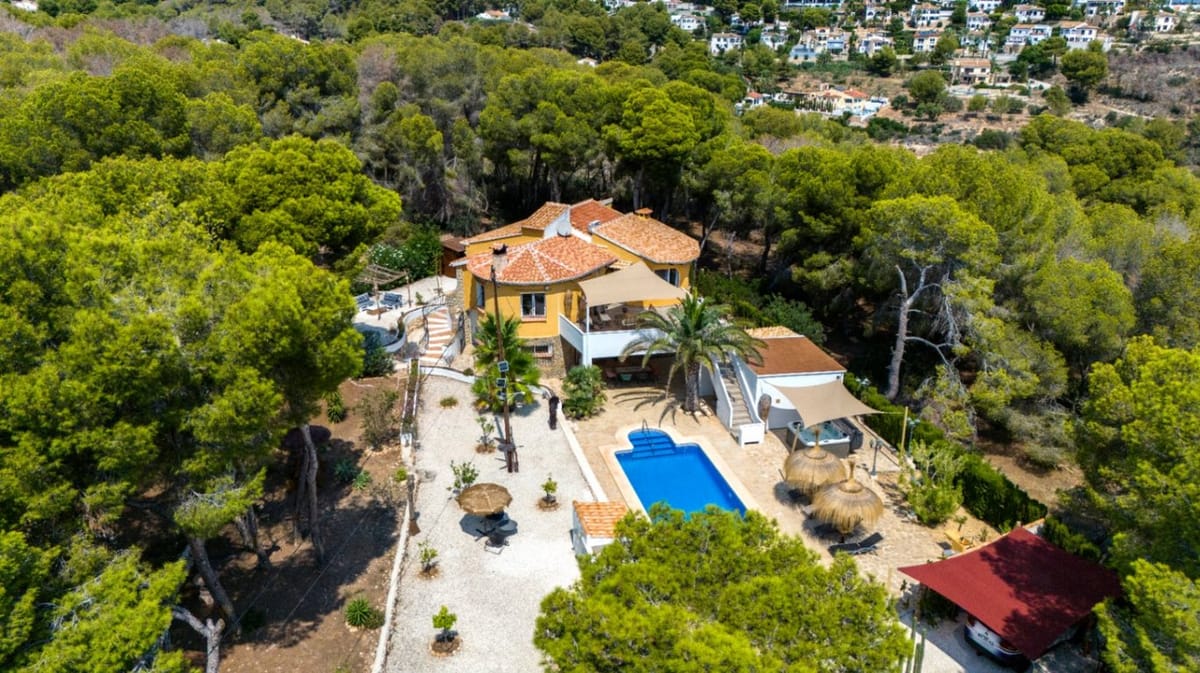 Interesting villa on large plot for sale in Benissa coast - Foto 4