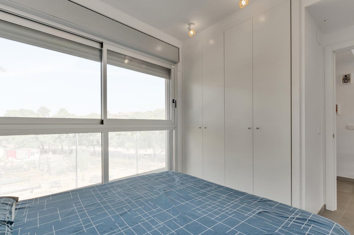 Modern 3-bedroom apartment with a large terrace. - Foto 25