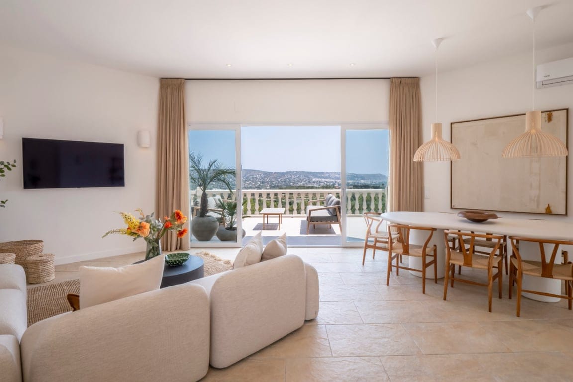 Recently renovated villa with stunning panoramic views of Jávea. - Foto 2