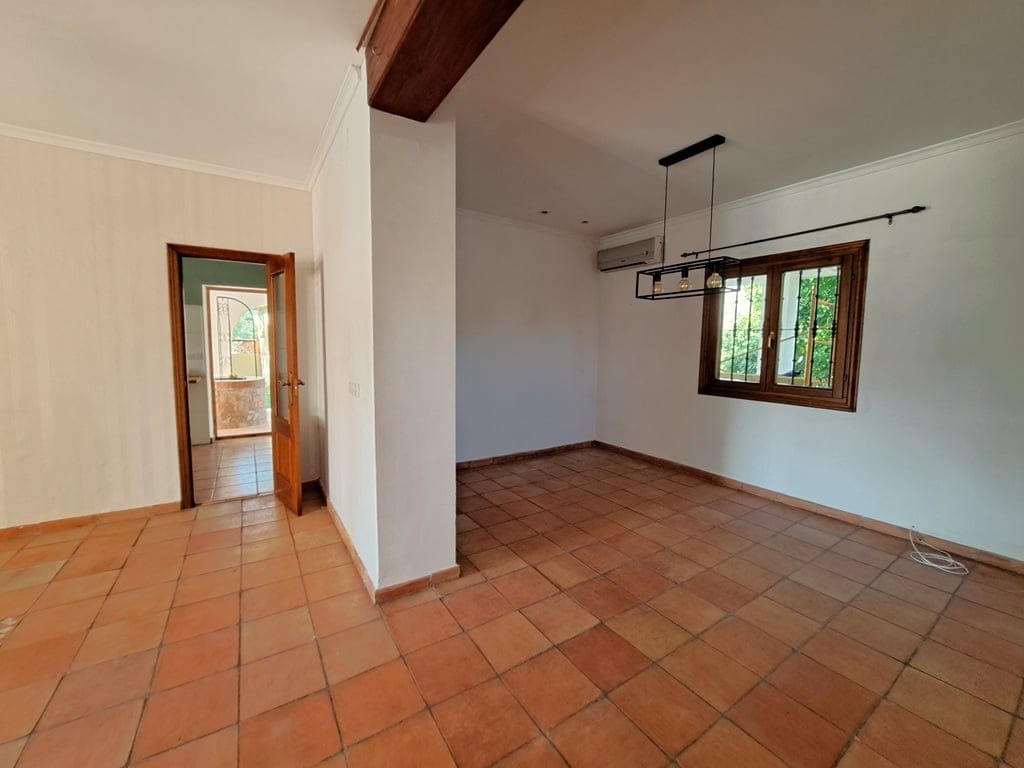 Family villa with pool for sale in Orba - Foto 22