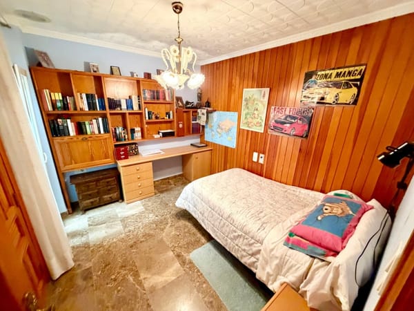 Herrenhaus im Zentrum von Pego: Raum, Privatsphäre und eine exklusive Oase - Foto 15