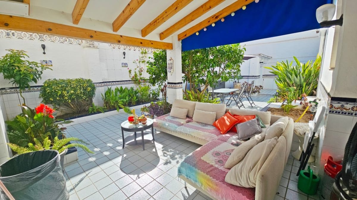 Landhaus in Pego mit großem Innenhof - Foto 2