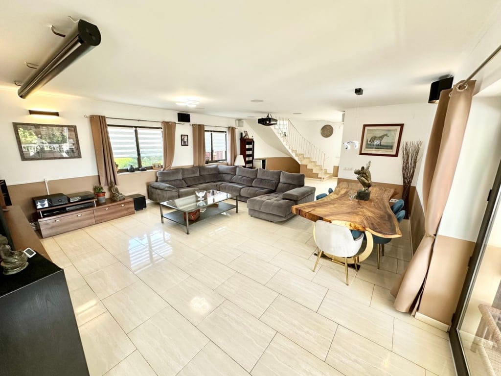 Uw oase in Monte Pego: chalet met een groot perceel, zwembad en volledige privacy - Foto 11