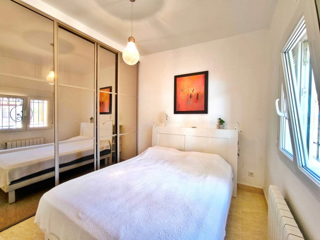 Villa con apartamento de invitados y vistas al mar en Dénia - Foto 41