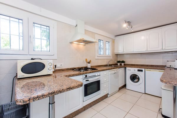 Villa parcialmente renovada en venta en Benissa Costa - Foto 28