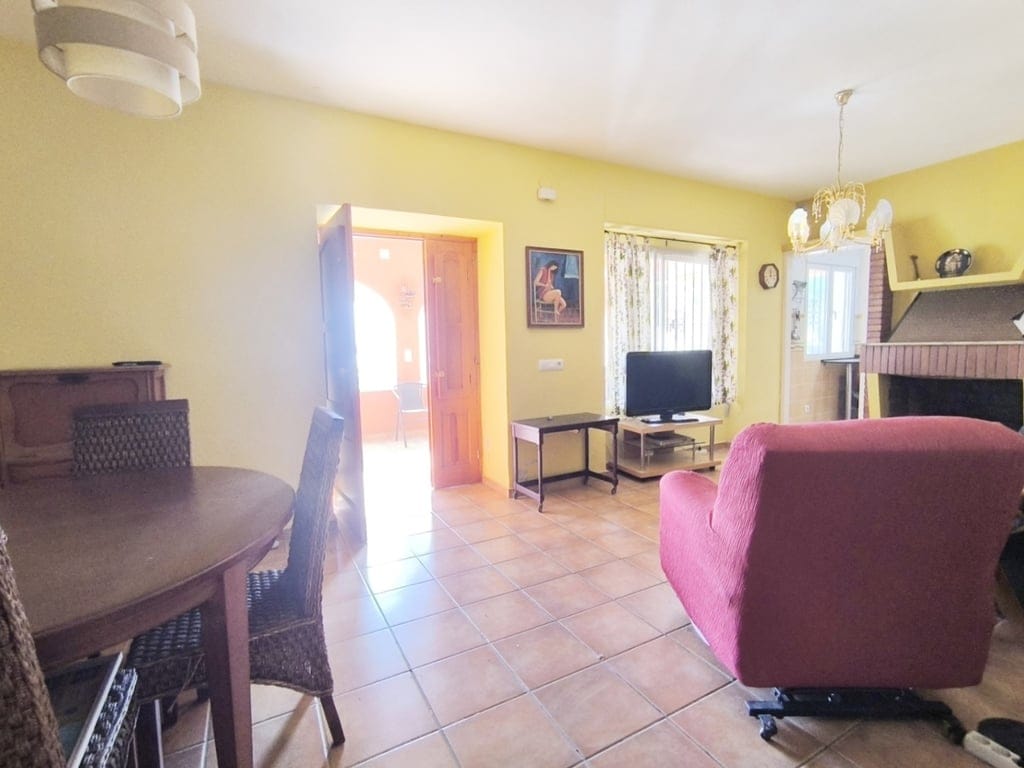 Haus zum Verkauf in Parcent mit großem Stadtgrundstück und Panoramablick - Foto 11