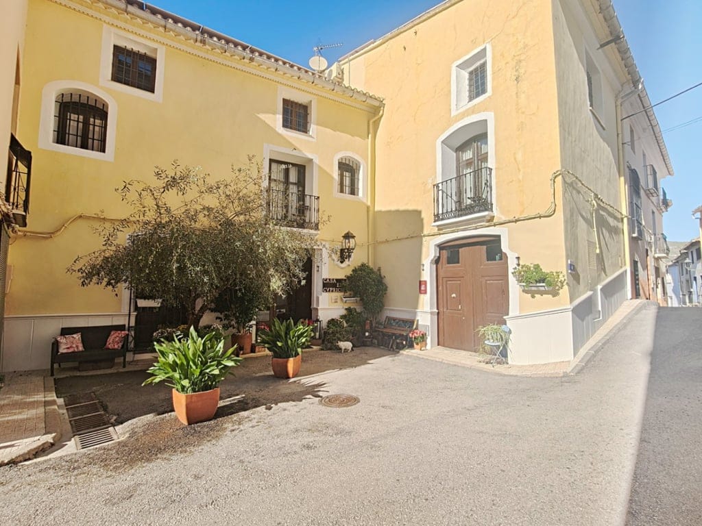 UNIQUE INVESTMENT OPPORTUNITY: LUXURY ADULTS-ONLY WELLNESS BOUTIQUE HOTEL | PRIVATE CAVE SPA | BENIALÍ, VALL DE GALLINERA | GUARANTEED HIGH PROFITABILITY - Foto 2