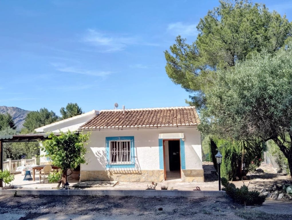 Renovated country house in Parcent: tranquility, fenced plot, nature, and comfort in a privileged setting. - Foto 26