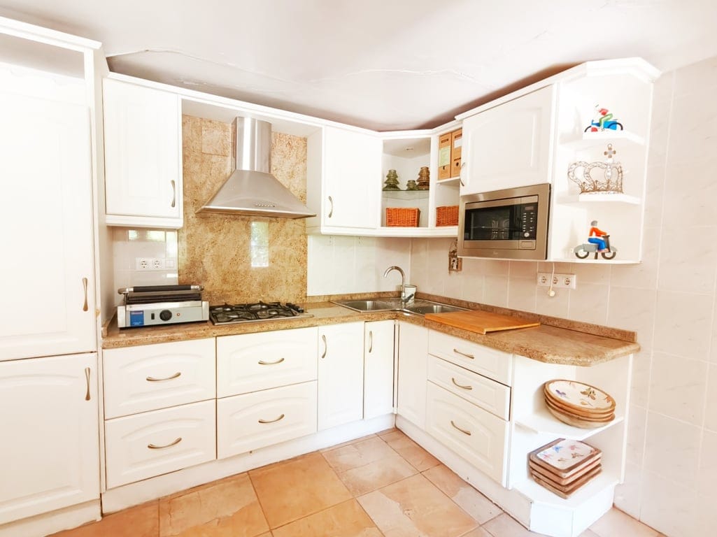 Farm in Castell de Castells for sale with 5 bedrooms, pool, and large land. - Foto 19