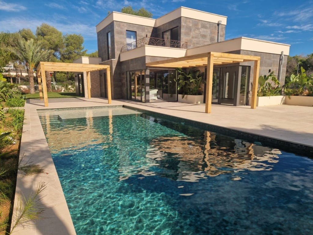 Elegancja, innowacja i prywatność w tej luksusowej willi na sprzedaż z certyfikatem A++. - Foto 16