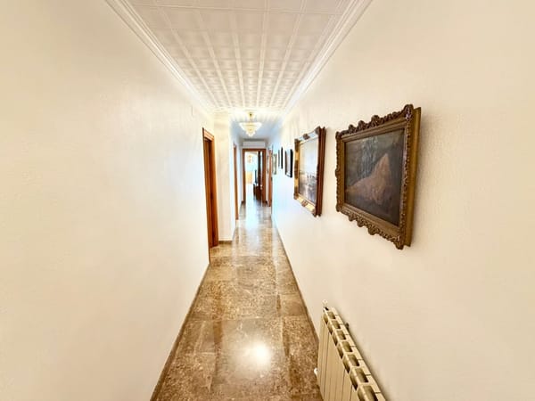Herrenhaus im Zentrum von Pego: Raum, Privatsphäre und eine exklusive Oase - Foto 17