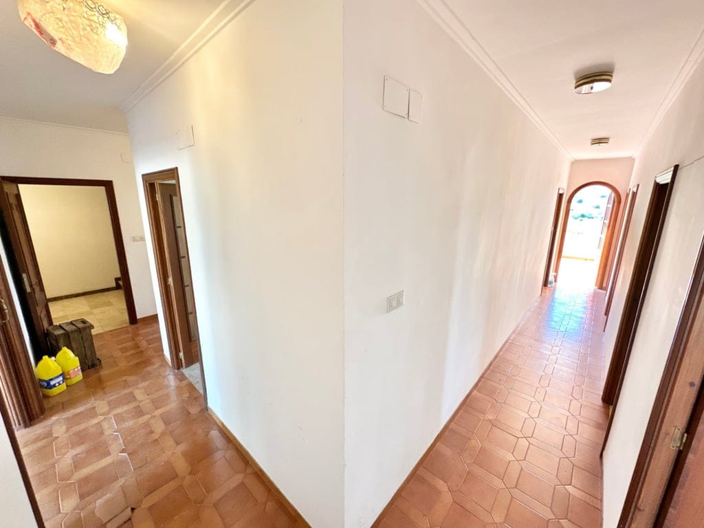 Opportunity: Building with 180 m² Garden and Rooftop with Sea Views - Foto 21