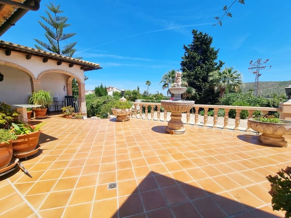 Charmante Villa mit Pool, Garage und zusätzlichem Baugrundstück in La Sella - Foto 18