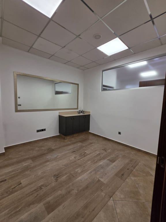 Local comercial con opción a vivienda en Benissa Pueblo : luz, amplitud y vistas al Peñón de Ifach y al Mar - Foto 8
