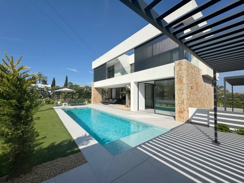 Villa mit Blick auf den Montgó, Energieeffizienz A und beheiztem Pool – Denia - Foto 16