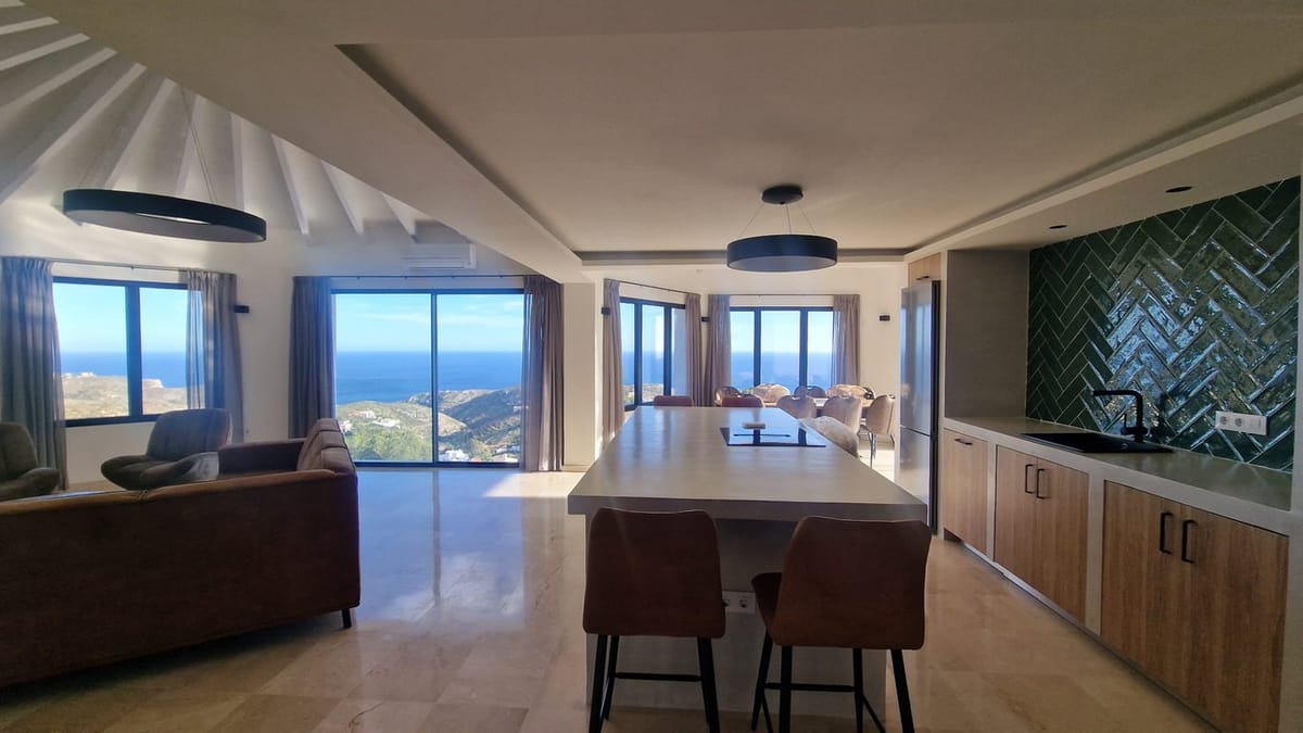 ULTIMATE LUXURY VILLA: 6-BEDROOM, CUMBRE DEL SOL RETREAT | BREATHTAKING PANORAMIC SEA VIEWS | TURNKEY & SUSTAINABLE - Foto 18
