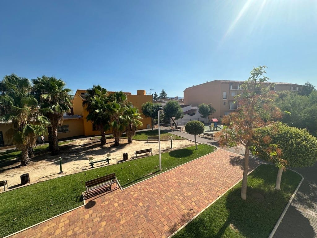 Semi-New Apartment for Sale in Beniarbeig – Bright and with Open Views - Foto 18