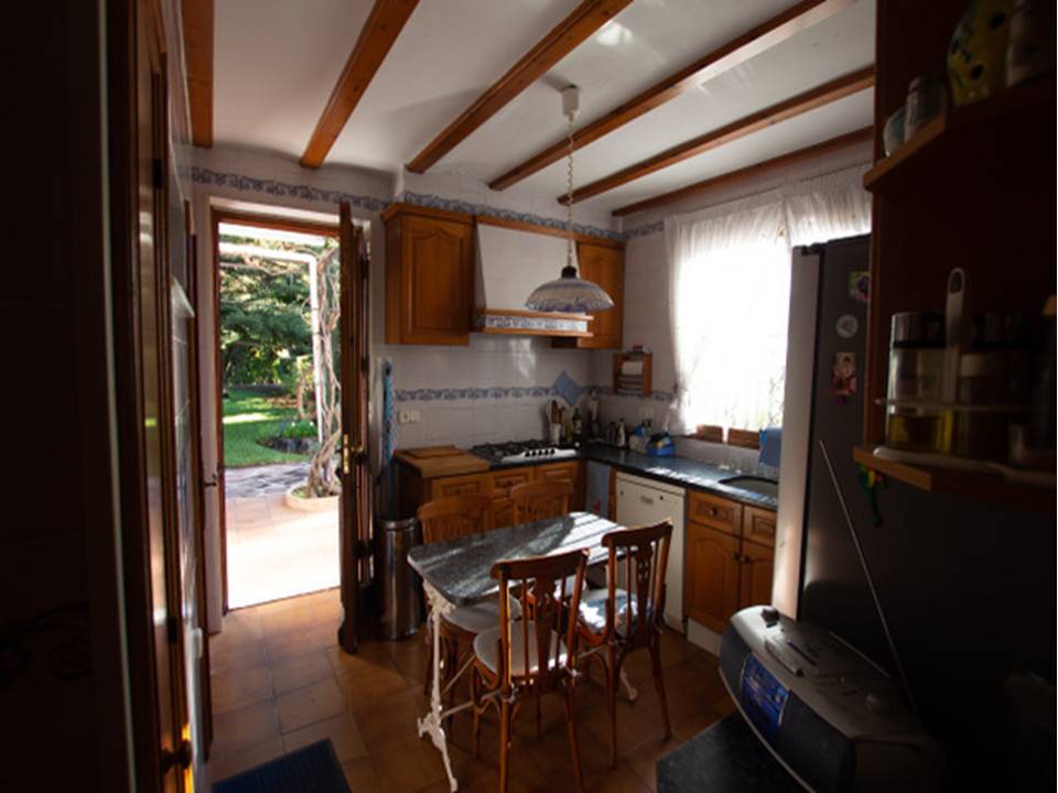 Sale of Urban Plot and Chalet - Foto 19