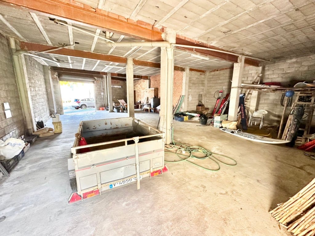 Opportunity: Building with 180 m² Garden and Rooftop with Sea Views - Foto 5