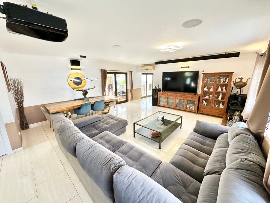 Uw oase in Monte Pego: chalet met een groot perceel, zwembad en volledige privacy - Foto 10