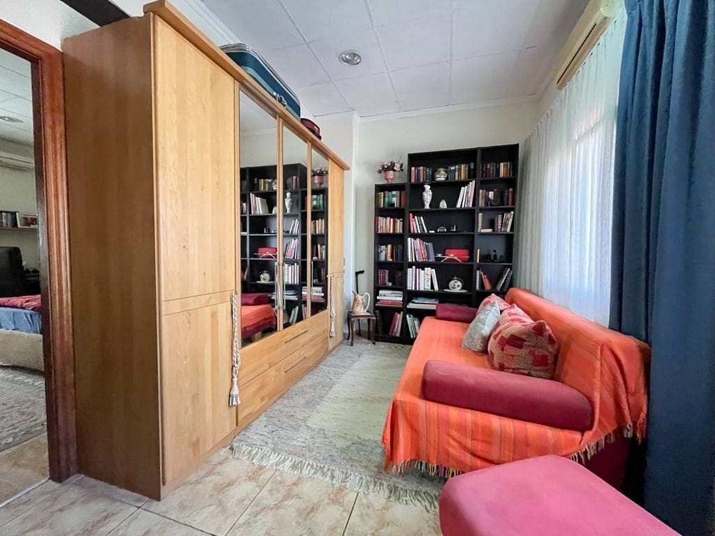 House for sale in Dénia with an active restaurant license in Las Marinas, 500 m from the sea. - Foto 24