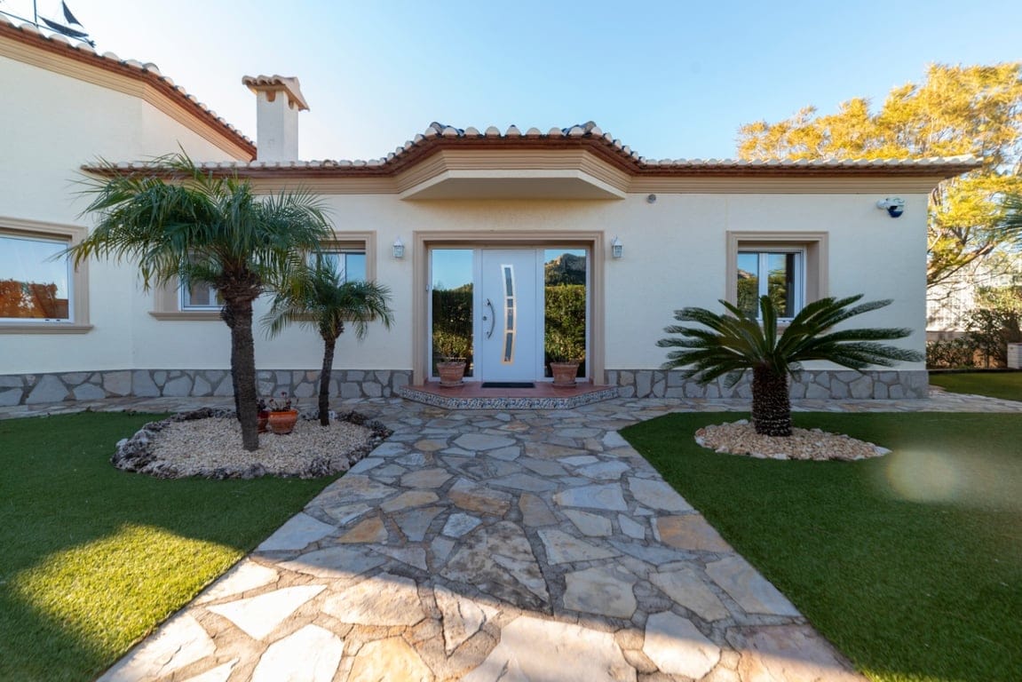 Luxury villa with sea view in Denia - Foto 3