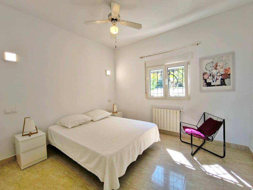 Villa con apartamento de invitados y vistas al mar en Dénia - Foto 31