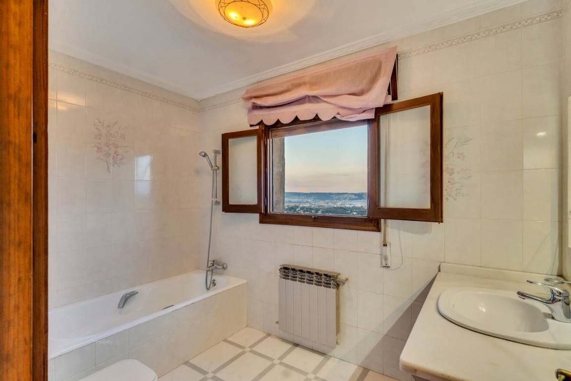 Villa te koop met prachtig uitzicht op zee - Foto 31